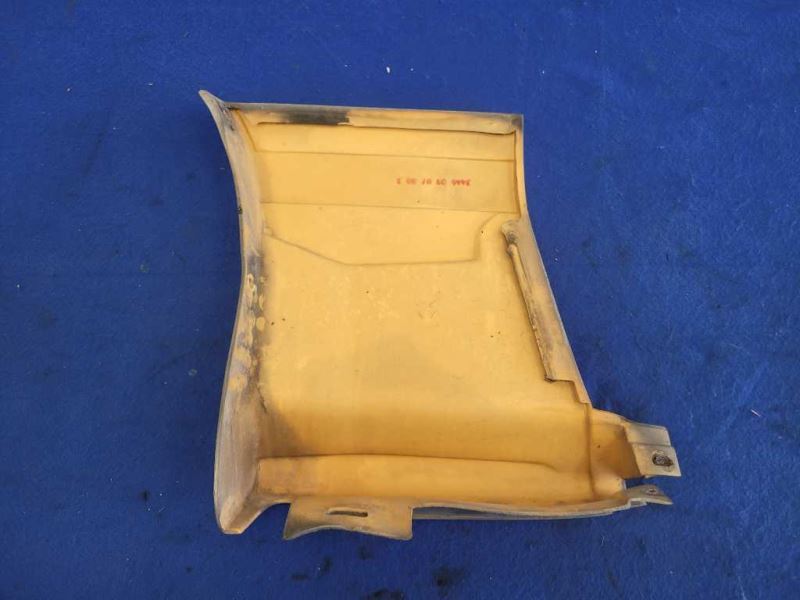 1987 - 1993 Ford Mustang GT 5.0L Driver Left Quarter Molding Skirt Paint 9L 2298 - The Parts Farm