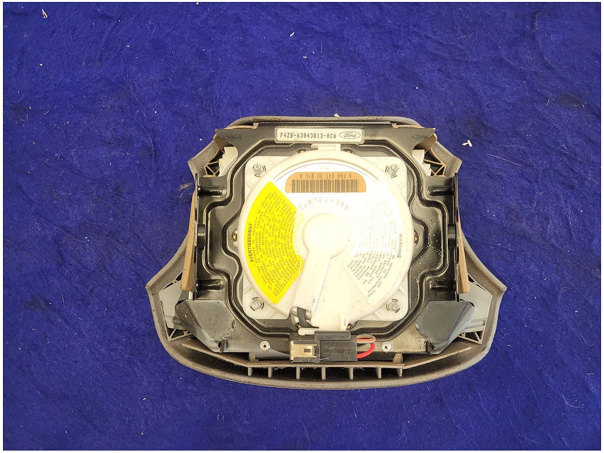 1994 - 1995 Ford Mustang GT 5.0L Driver Air Bag Steering Wheel Dash Trim 2668 - The Parts Farm