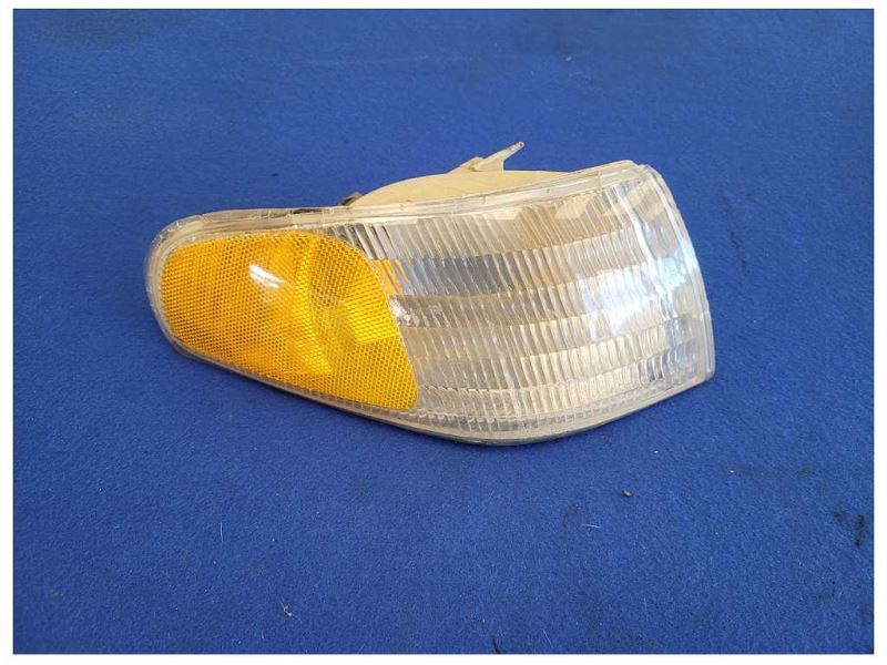 1994 - 1998 Ford Mustang GT Cobra Passenger Corner Marker Light Turn Signal 2521 - The Parts Farm