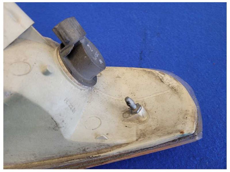 1994 - 1998 Ford Mustang GT Cobra Passenger Corner Marker Light Turn Signal 2521 - The Parts Farm