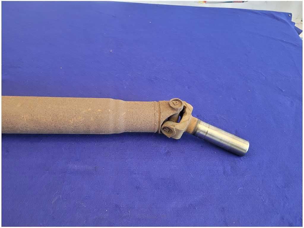1996 - 2001 Ford Mustang GT 4.6L Driveshaft Manual Transmission M/T T45 2675 - The Parts Farm