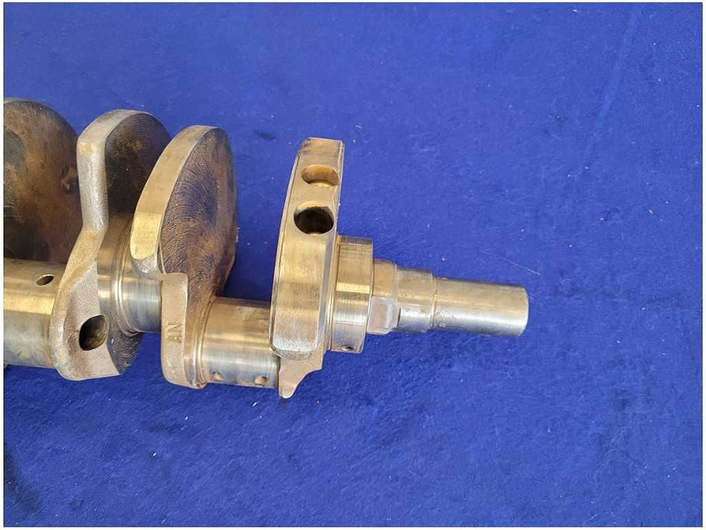 1996 - 2004 Ford Mustang Cobra 4.6L 32V 8 Bolt Crankshaft F6TECE Forged - The Parts Farm