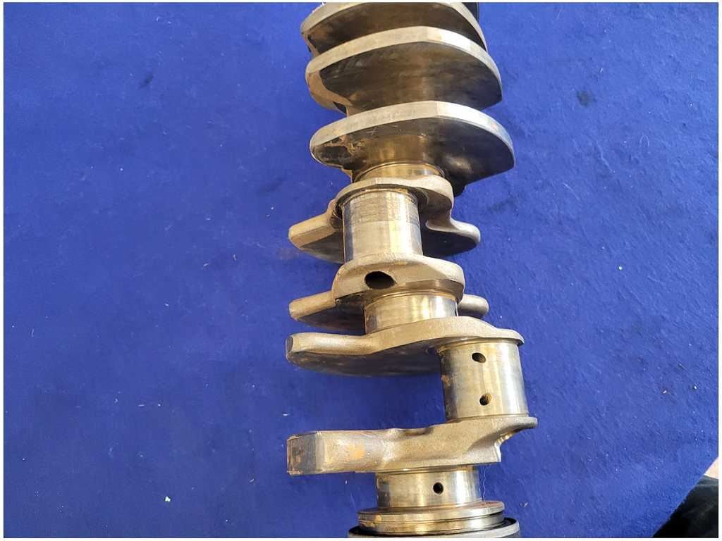1996 - 2004 Ford Mustang Cobra 4.6L 32V 8 Bolt Crankshaft F6TECE Forged - The Parts Farm