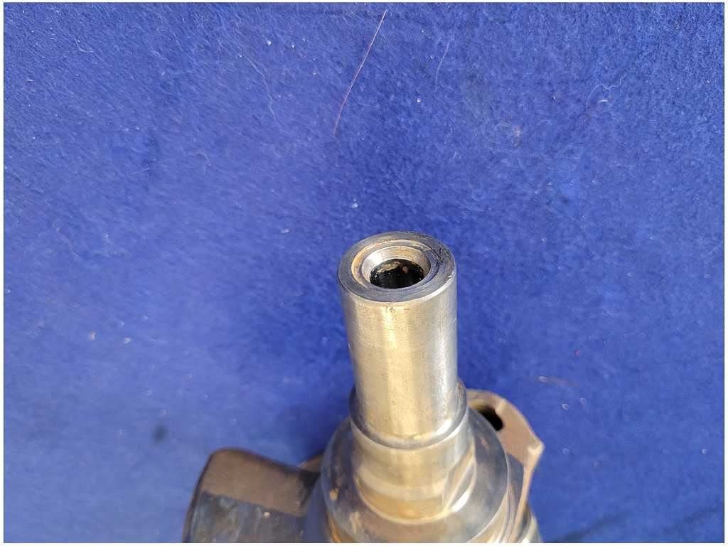 1996 - 2004 Ford Mustang Cobra 4.6L 32V 8 Bolt Crankshaft F6TECE Forged - The Parts Farm