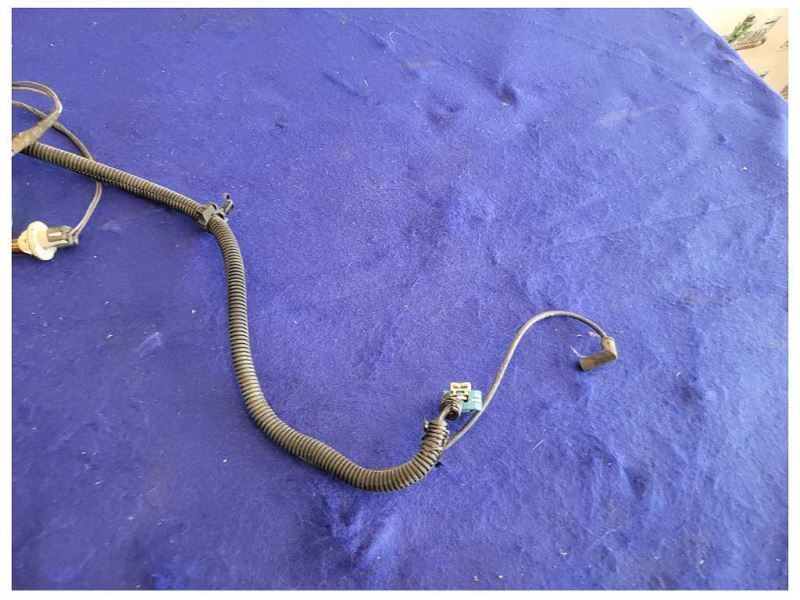 1997 - 2004 Chevrolet Corvette FRC Z06 C5 Front Headlight Harness Wire Plug 2082 - The Parts Farm