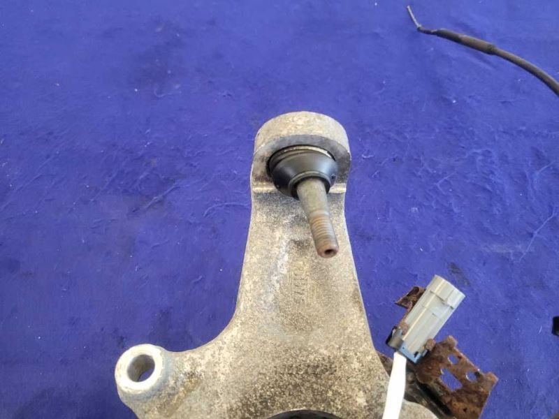 1997 - 2004 Chevrolet Corvette Z06 FRC C5 Driver Rear Knuckle Spindle 2082 - The Parts Farm