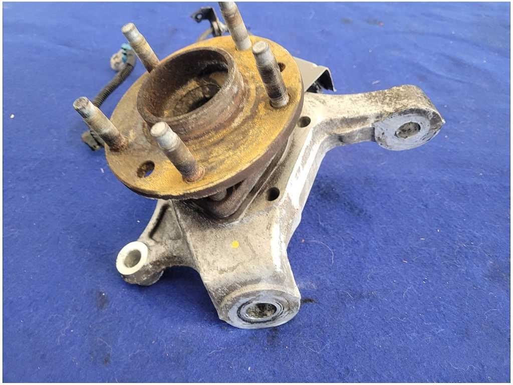 19972004 Chevrolet Corvette Z06 FRC C5 Driver Front Spindle Knuckle 2814 - The Parts Farm