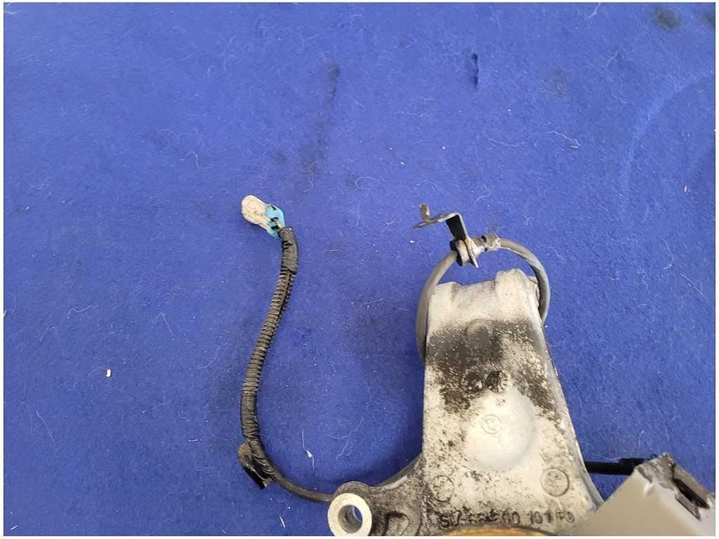 19972004 Chevrolet Corvette Z06 FRC C5 Driver Front Spindle Knuckle 2814 - The Parts Farm