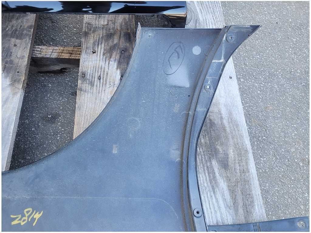 19972004 Chevy Corvette Z06 FRC Rear Passenger Quarter Panel Fender Black 2814 - The Parts Farm