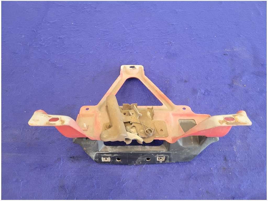 1998 - 2001 Pontiac Trans Am Firebird 5.7L Front Hood Latch Panel Lock 2679 - The Parts Farm