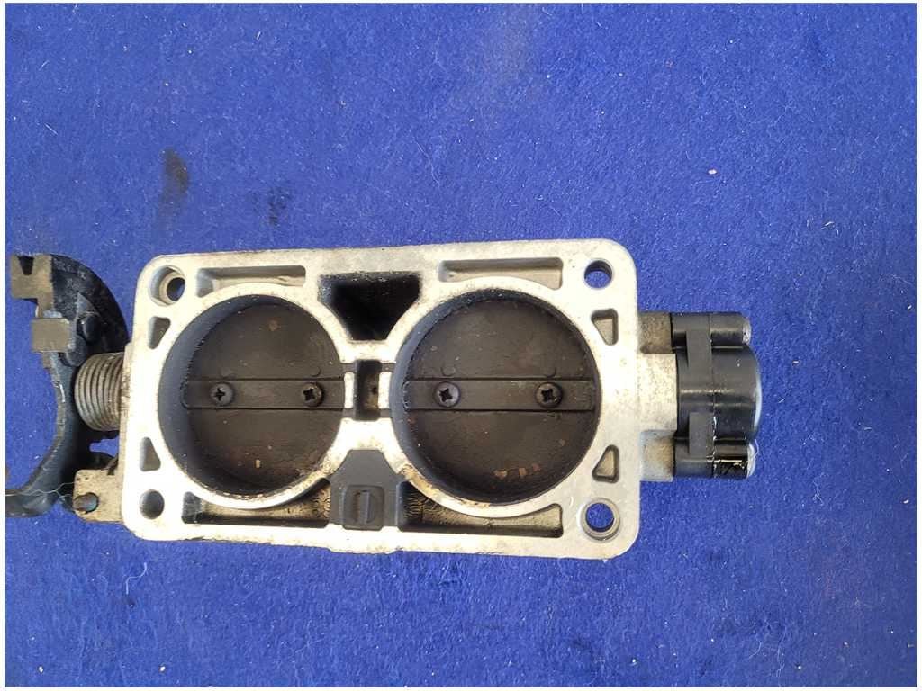 1999 - 2001 Ford Mustang Cobra SVT 32V 4.6L Throttle Body - The Parts Farm