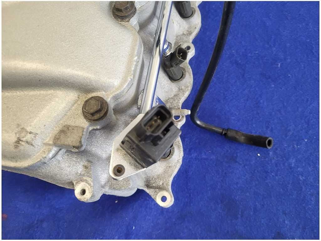 1999 - 2001 Ford Mustang Cobra SVT 4.6L Intake Manifold Rails Injectors - The Parts Farm