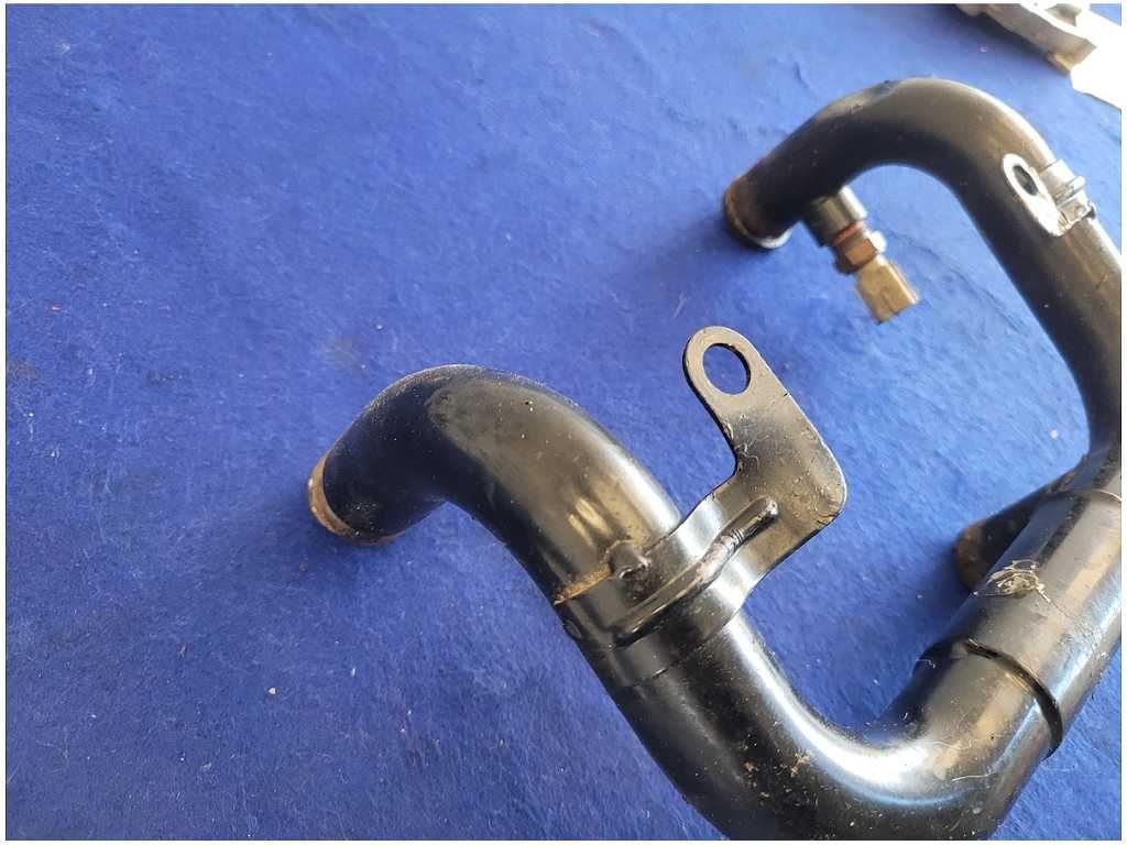 1999 - 2004 Ford Mustang Cobra Mach 1 32v 4.6L Coolant Crossover Tube - The Parts Farm