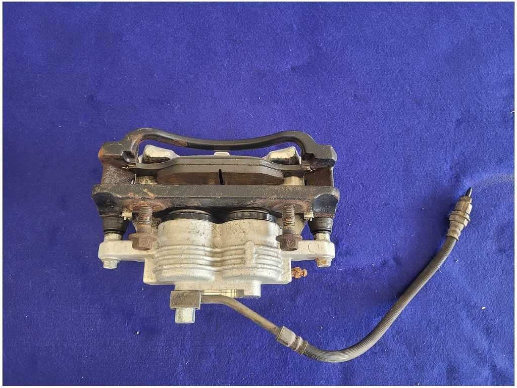 1999 - 2004 Ford Mustang GT 4.6L Driver Left Front Brake Caliper 2 Piston 2675 - The Parts Farm