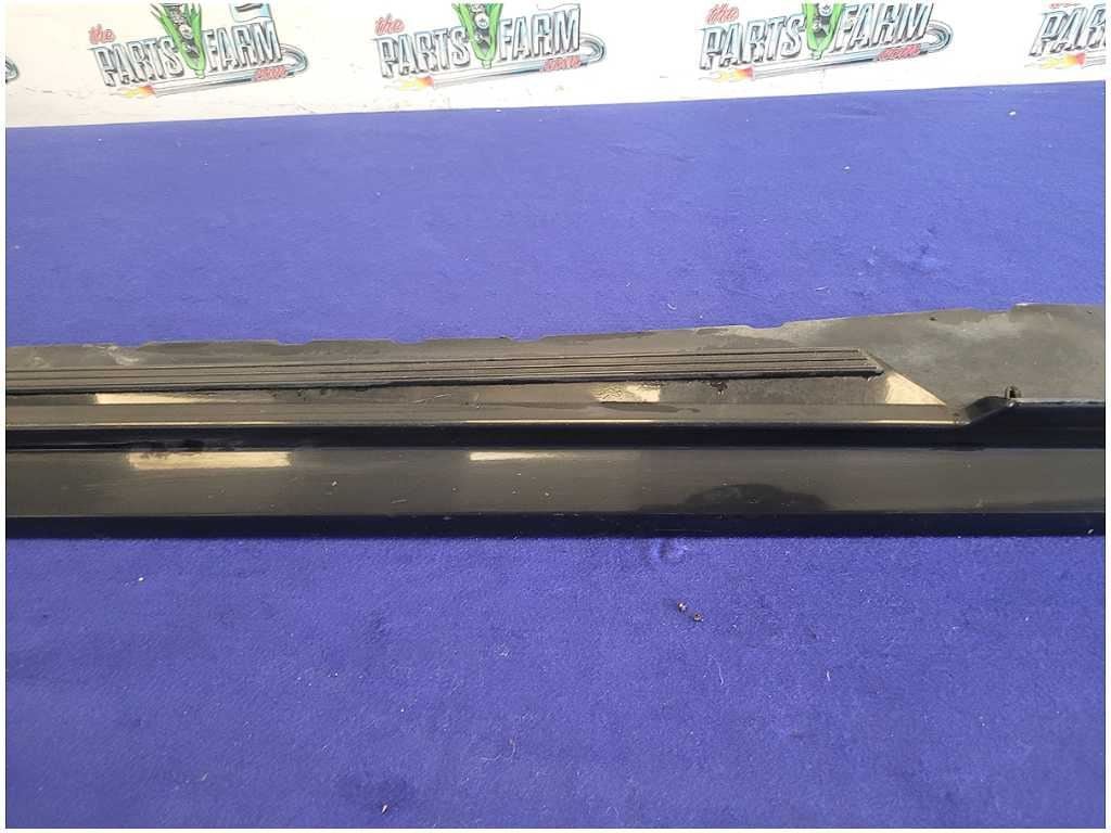 1999 - 2004 Ford Mustang GT 4.6L Driver Lower Rocker Molding Panel Paint UA 2675 - The Parts Farm