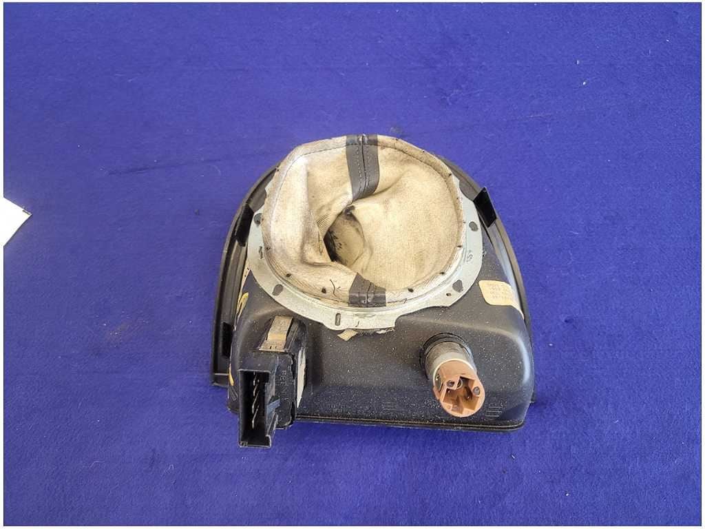 1999 - 2004 Ford Mustang GT 4.6L Shifter Boot Bezel Trim M/T *Read* 2675 - The Parts Farm