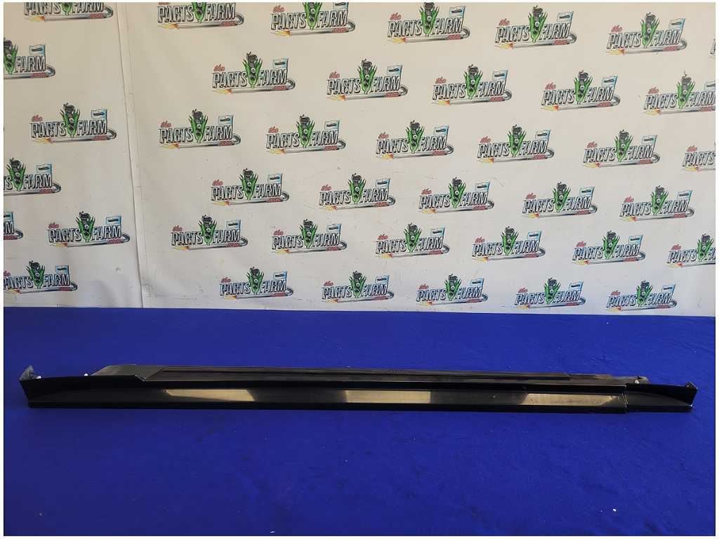 1999 - 2004 Ford Mustang GT Passenger Lower Rocker Molding Panel Paint UA 2675 - The Parts Farm