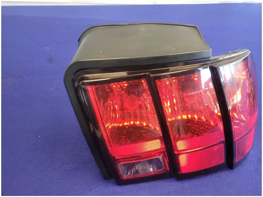 1999 - 2004 Ford Mustang GT Passenger Rear Taillight Lamp Light Lens Brake 2675 - The Parts Farm