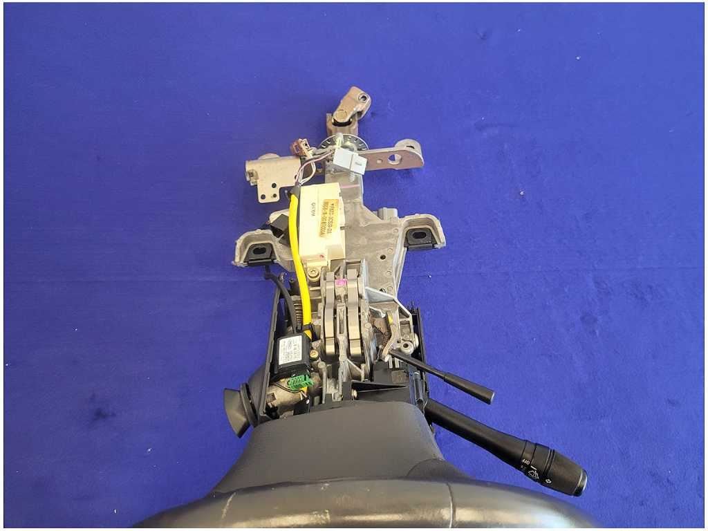 1999 - 2004 Ford Mustang GT Steering Wheel Column Turn Signal 2675 - The Parts Farm