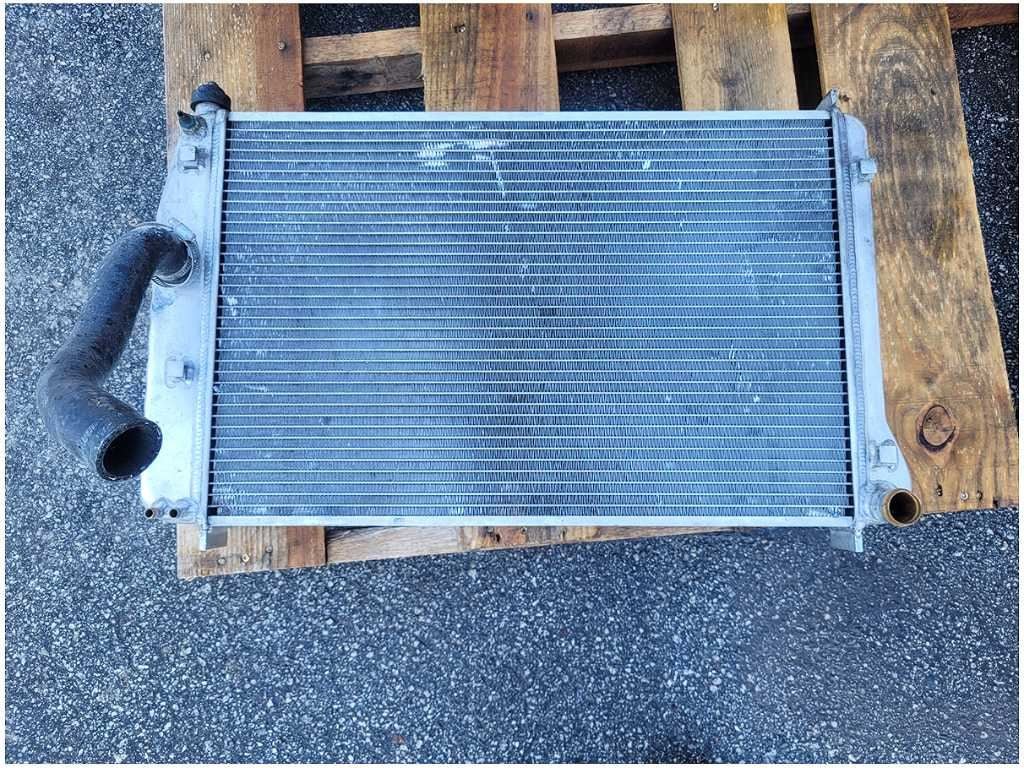 2001 - 2004 Chevrolet Corvette Z06 Dewitt Aluminum Radiator M/T Engine Cool 2846 - The Parts Farm