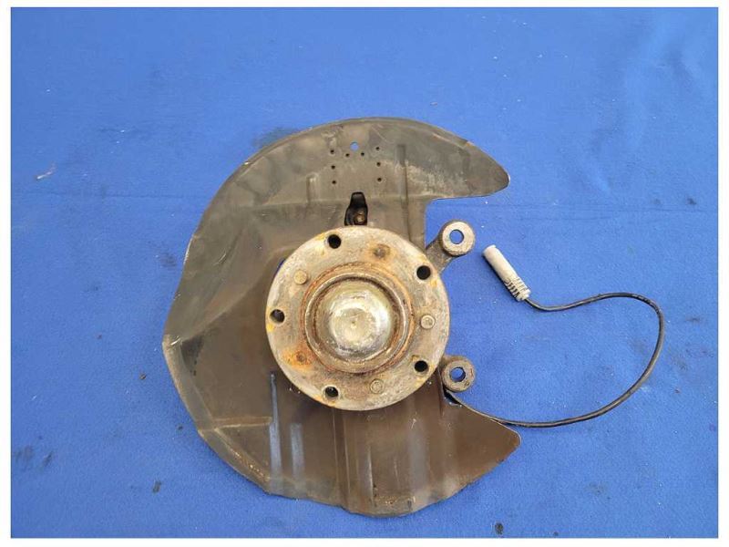 20016 - 2006 BMW M3 Convertible Driver Left Front Spindle Knuckle 2448 - The Parts Farm