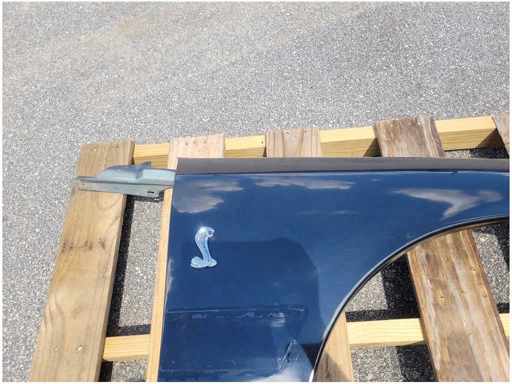 2003 - 2004 Mercury Marauder 32v 4.6L Passenger Front Fender Paint UA 2625 - The Parts Farm