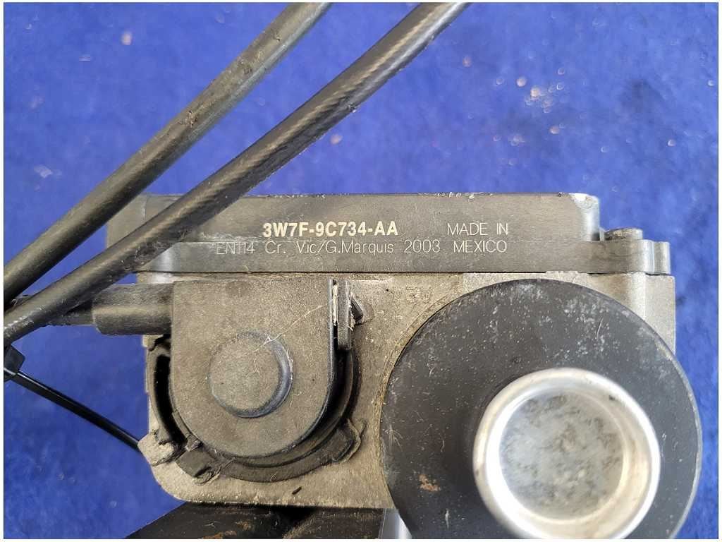 2003 - 2004 Mercury Marauder 32v V8 4.6L Cruise Control Servo Module 2623 - The Parts Farm