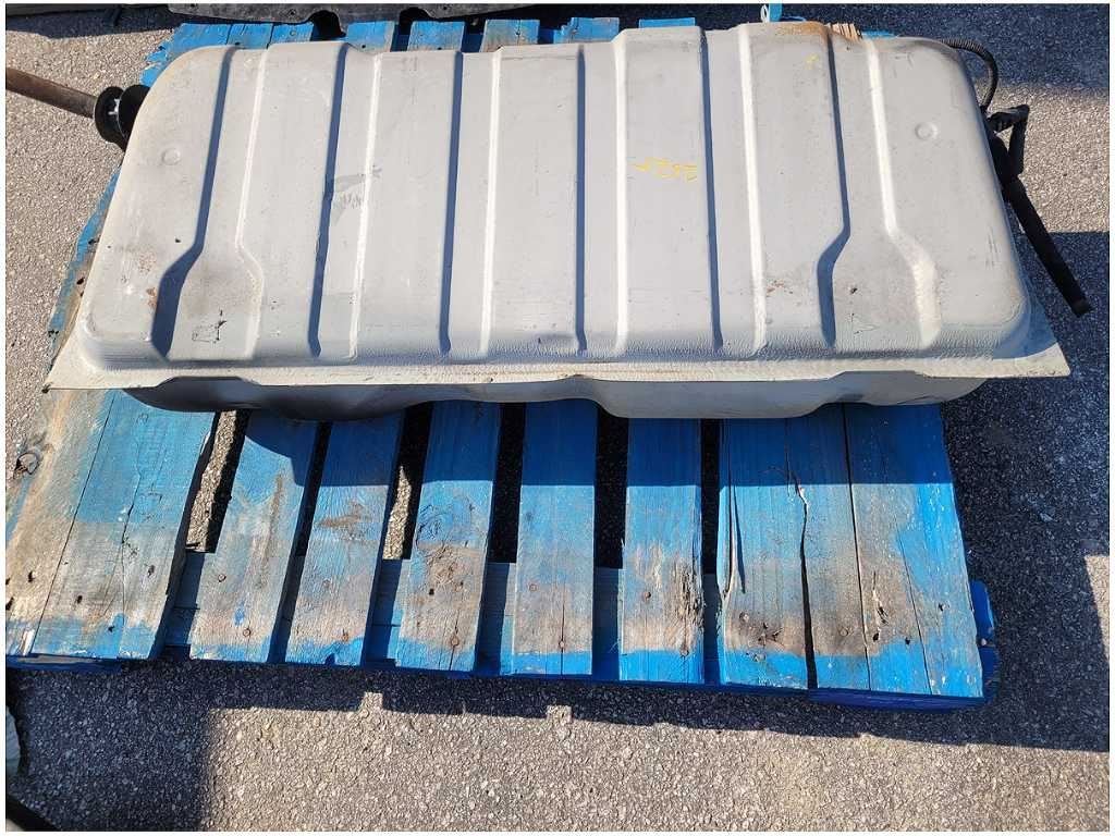 2003 - 2004 Mercury Marauder 4.6L Rear Gas Tank Fuel Cell 2625 - The Parts Farm