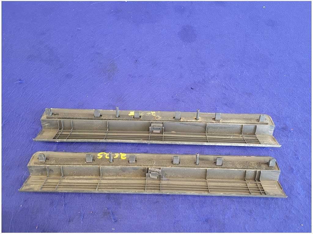 2003 - 2004 Mercury Marauder 4.6L Sedan Pair Door Sill Plates Scuff *Read* 2625 - The Parts Farm