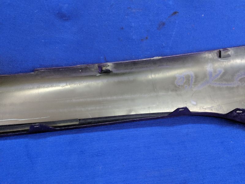 2003-2006 Chevrolet SSR Driver LH Middle Rocker Molding Trim Panel OEM - The Parts Farm