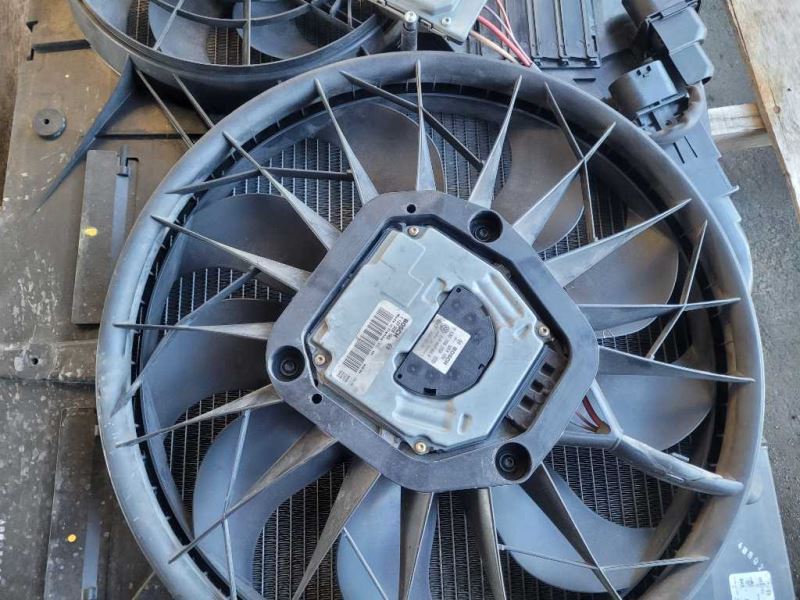 2004 - 2006 Porsche Cayenne Turbo 4.5L Radiator Cooling Fan Condenser Engine 2137 - The Parts Farm