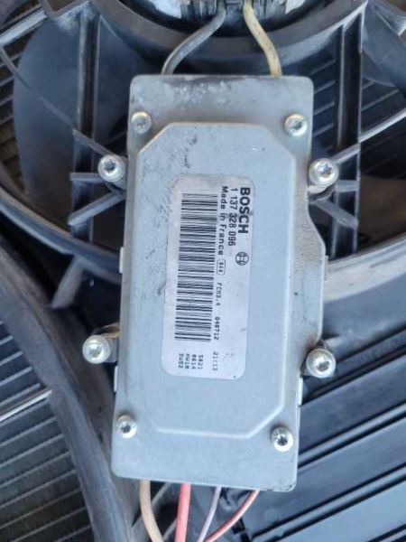 2004 - 2006 Porsche Cayenne Turbo 4.5L Radiator Cooling Fan Condenser Engine 2137 - The Parts Farm