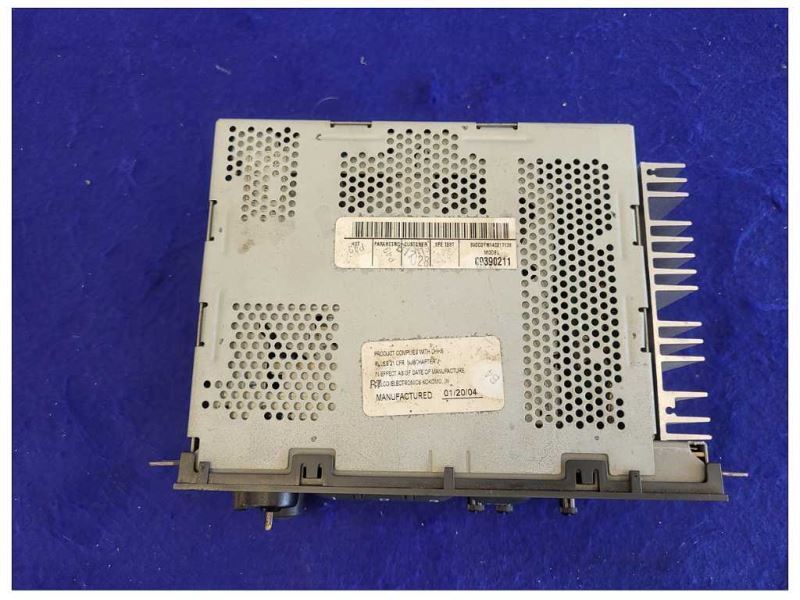 2004 Chevrolet Corvette Z06 FRC Audio Radio AM FM Receiver Stereo 2082 - The Parts Farm