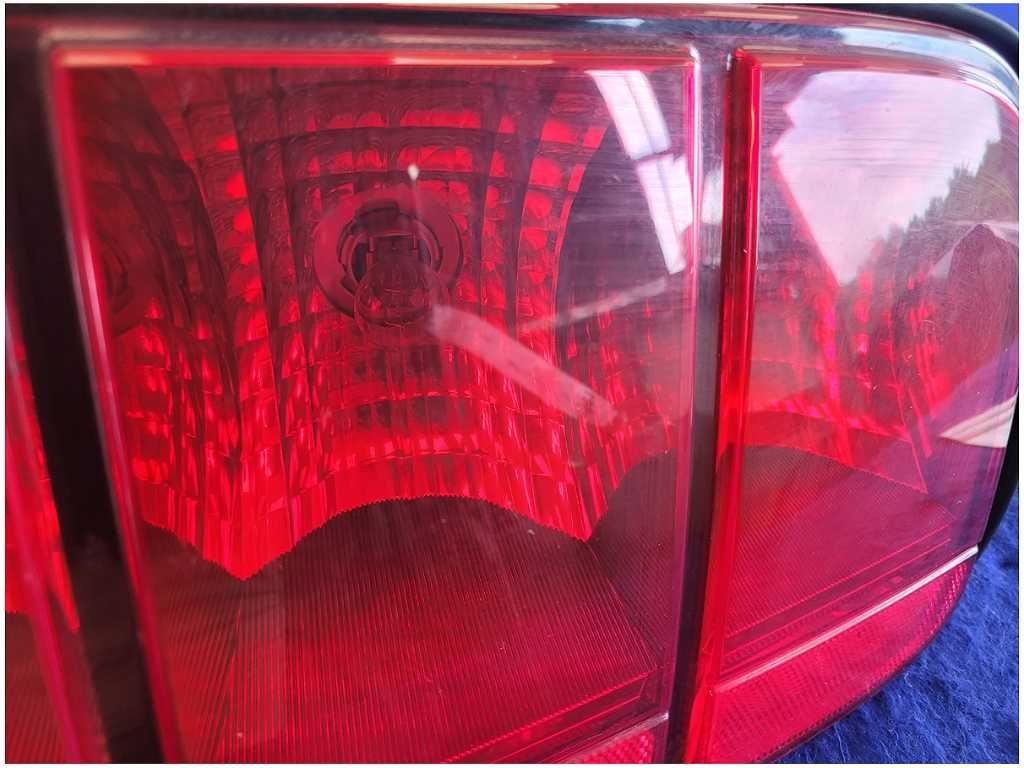 2005 - 2009 Ford Mustang GT 4.6L Passenger Rear Taillight Lamp Light Brake 2723 - The Parts Farm