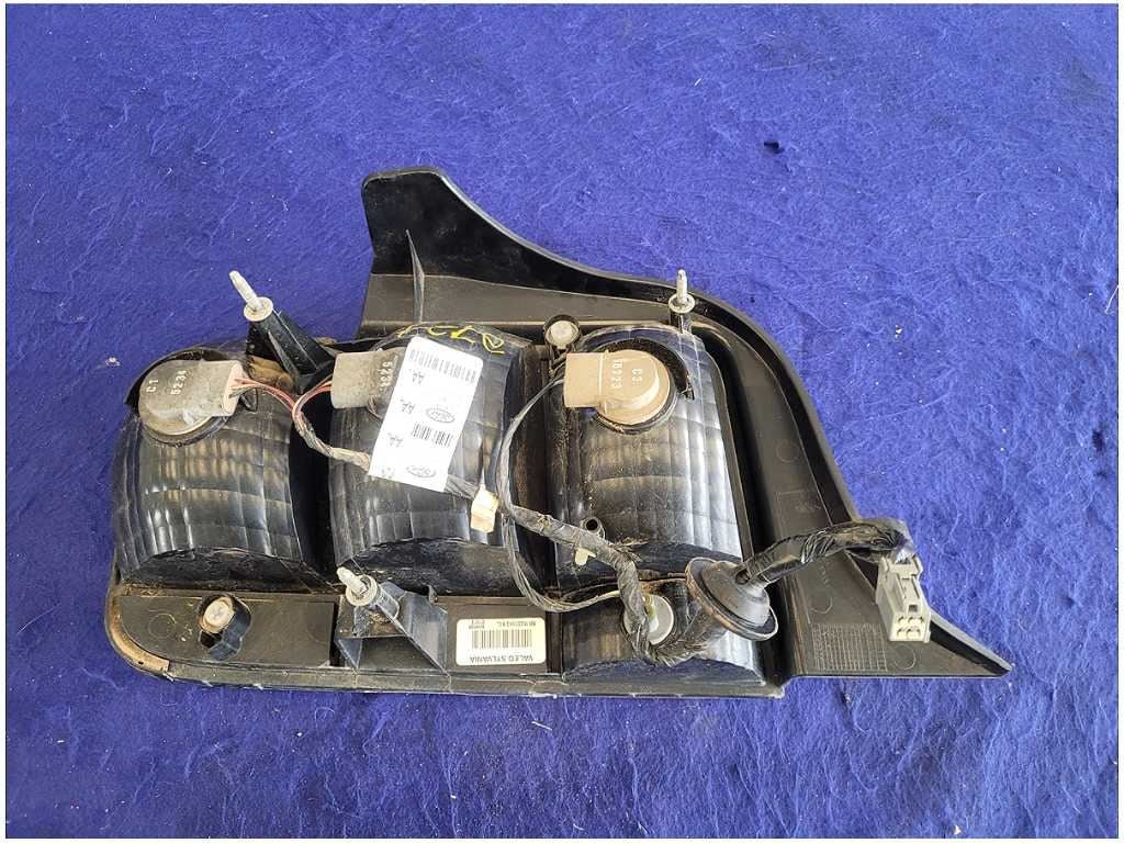 2005 - 2009 Ford Mustang GT 4.6L Passenger Rear Taillight Lamp Light Brake 2723 - The Parts Farm