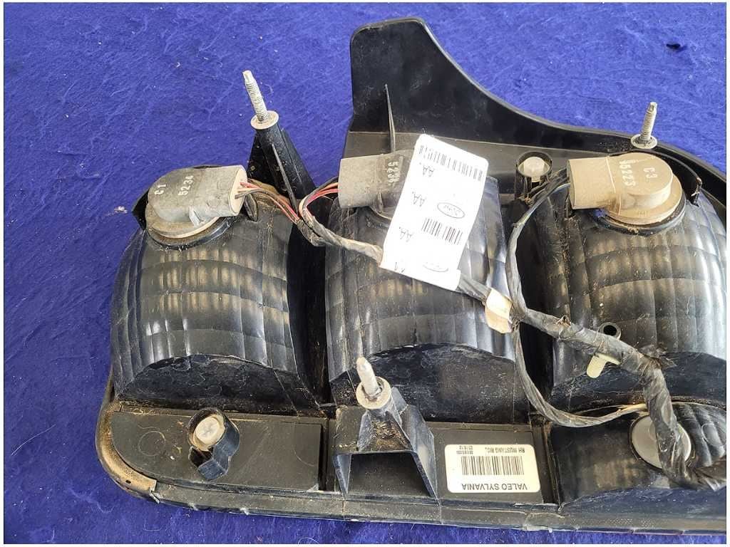 2005 - 2009 Ford Mustang GT 4.6L Passenger Rear Taillight Lamp Light Brake 2723 - The Parts Farm