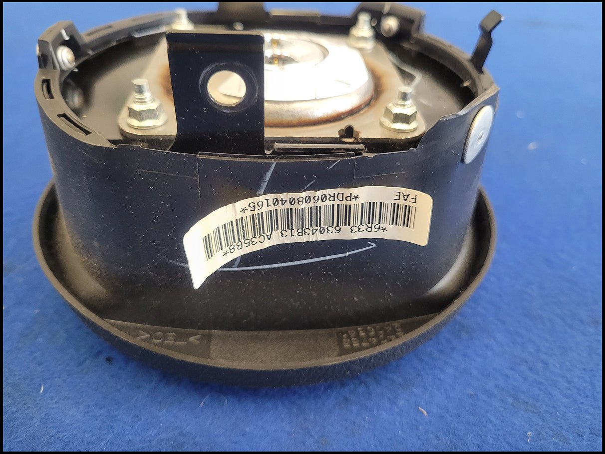 2005 - 2009 Ford Mustang GT Coupe Air Bag Driver Steering Wheel LH Dash 2696 - The Parts Farm