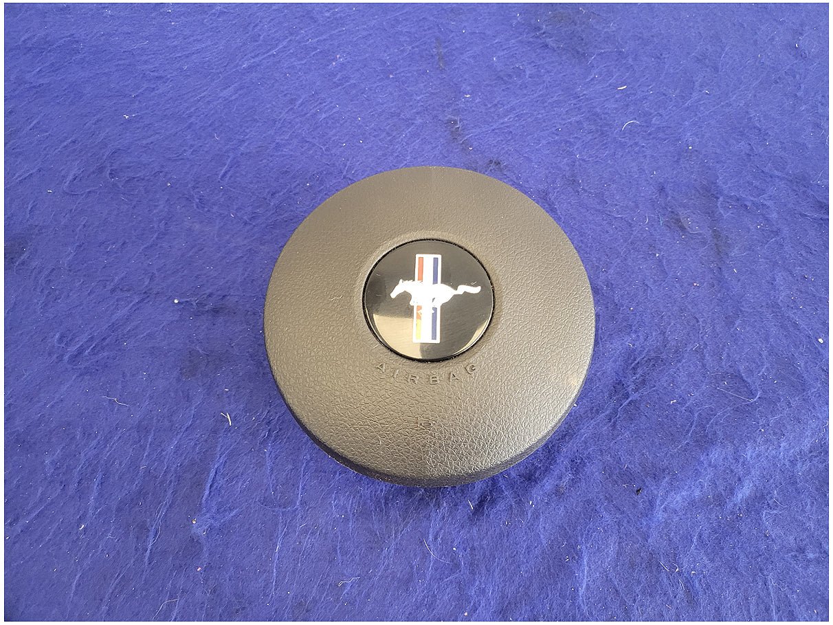 2005 - 2009 Ford Mustang GT Coupe Air Bag Driver Steering Wheel LH Dash 2723 - The Parts Farm