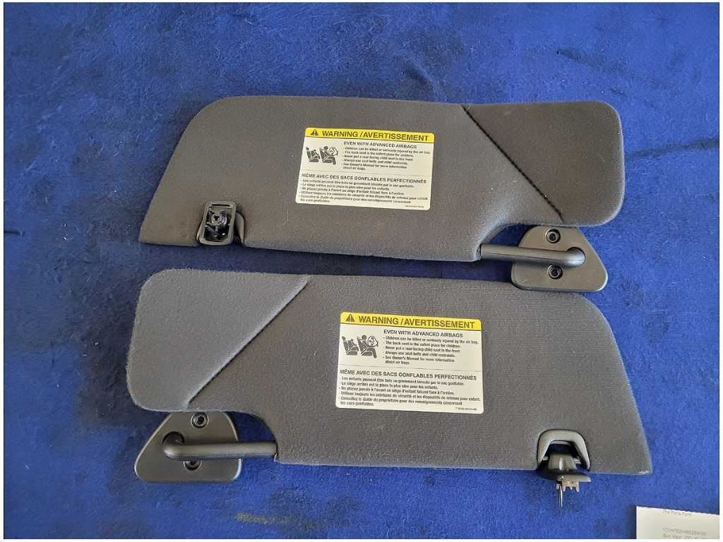 2005 - 2009 Ford Mustang GT Coupe Pair Front Sun Visors Shade Mirror 2857 - The Parts Farm