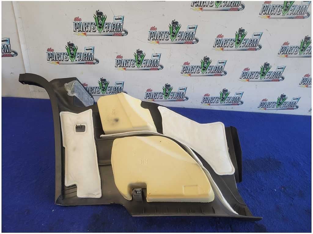 2005 - 2009 Ford Mustang GT Coupe Passenger Quarter Panel Trim Black 2808 - The Parts Farm