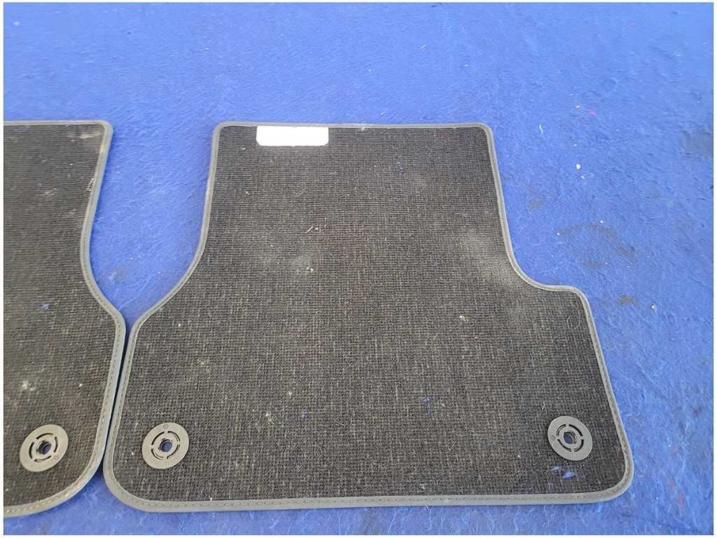 2005 - 2009 Ford Mustang GT GT500 Pair Front Used Floor Mats Carpet Liner 2808 - The Parts Farm