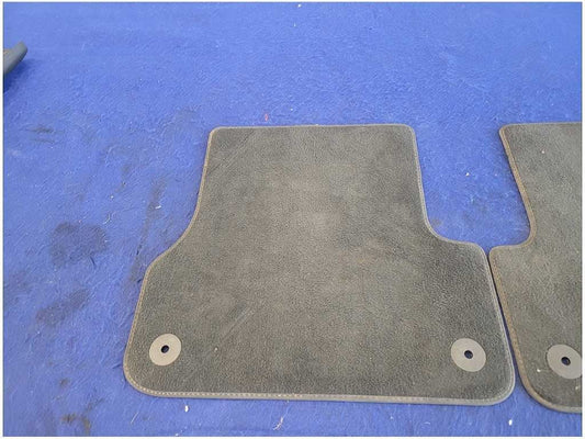 2005-2009 Ford Mustang GT GT500 Pair Front Used Floor Mats Carpet Liner 2808