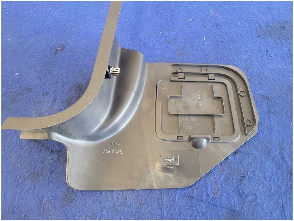 2005 - 2009 Ford Mustang GT GT500 Passenger Lower Kick Panel Fuse Cover 2808 - The Parts Farm