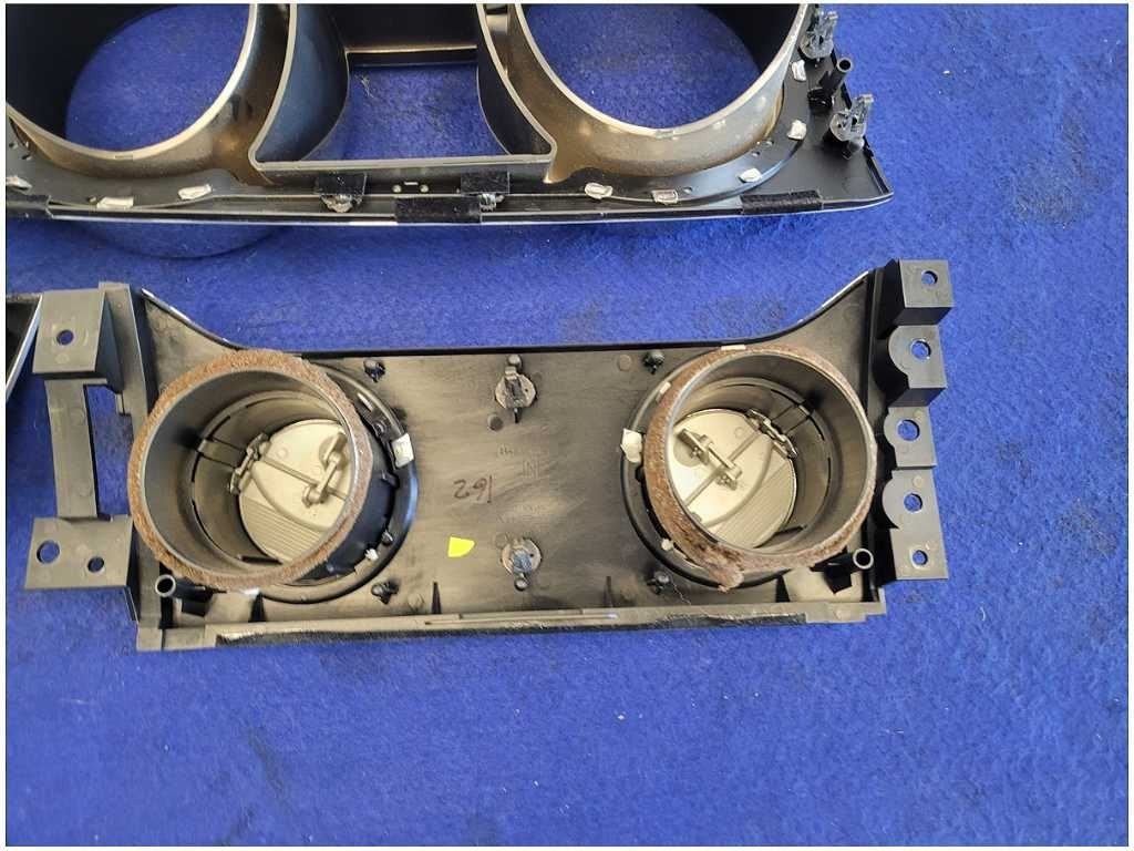 2005 - 2009 Ford Mustang GT S197 Front Dash Trim Kit Vent Panel Molding 2857 - The Parts Farm