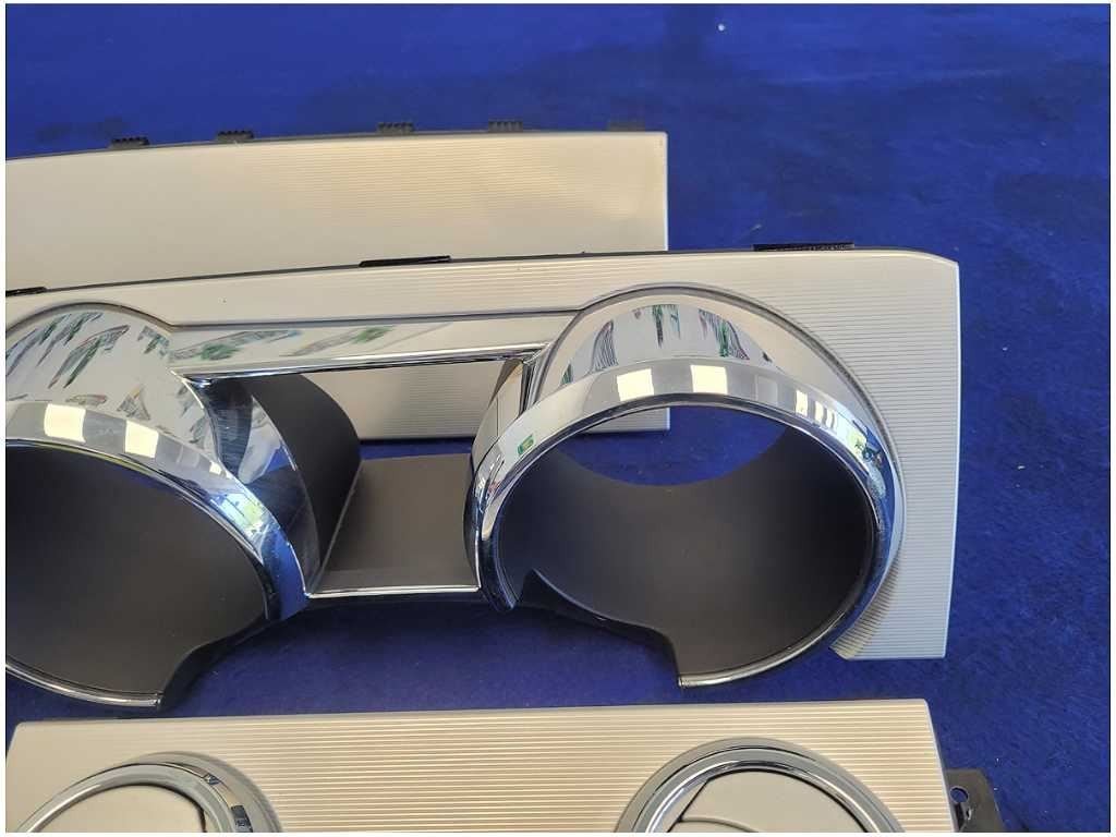 2005 - 2009 Ford Mustang GT S197 Front Dash Trim Kit Vent Panel Molding 2857 - The Parts Farm