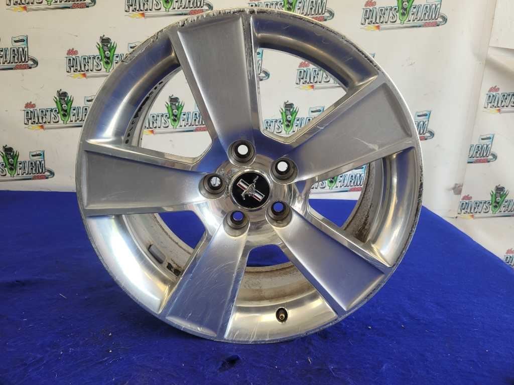 2005 - 2009 Ford Mustang GT Wheel 18x8.5 Paint *Scuffs* 6R33 - 1007 - AD 2723 - The Parts Farm