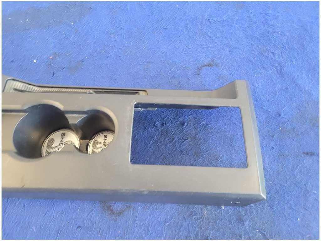 2005 - 2009 Ford Mustang GT500 GT Center Console Manual Transmission Floor 2808 - The Parts Farm