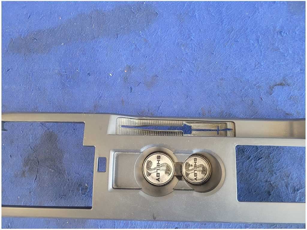 2005 - 2009 Ford Mustang GT500 GT Center Console Manual Transmission Floor 2808 - The Parts Farm