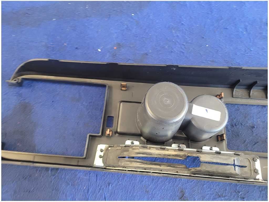2005 - 2009 Ford Mustang GT500 GT Center Console Manual Transmission Floor 2808 - The Parts Farm