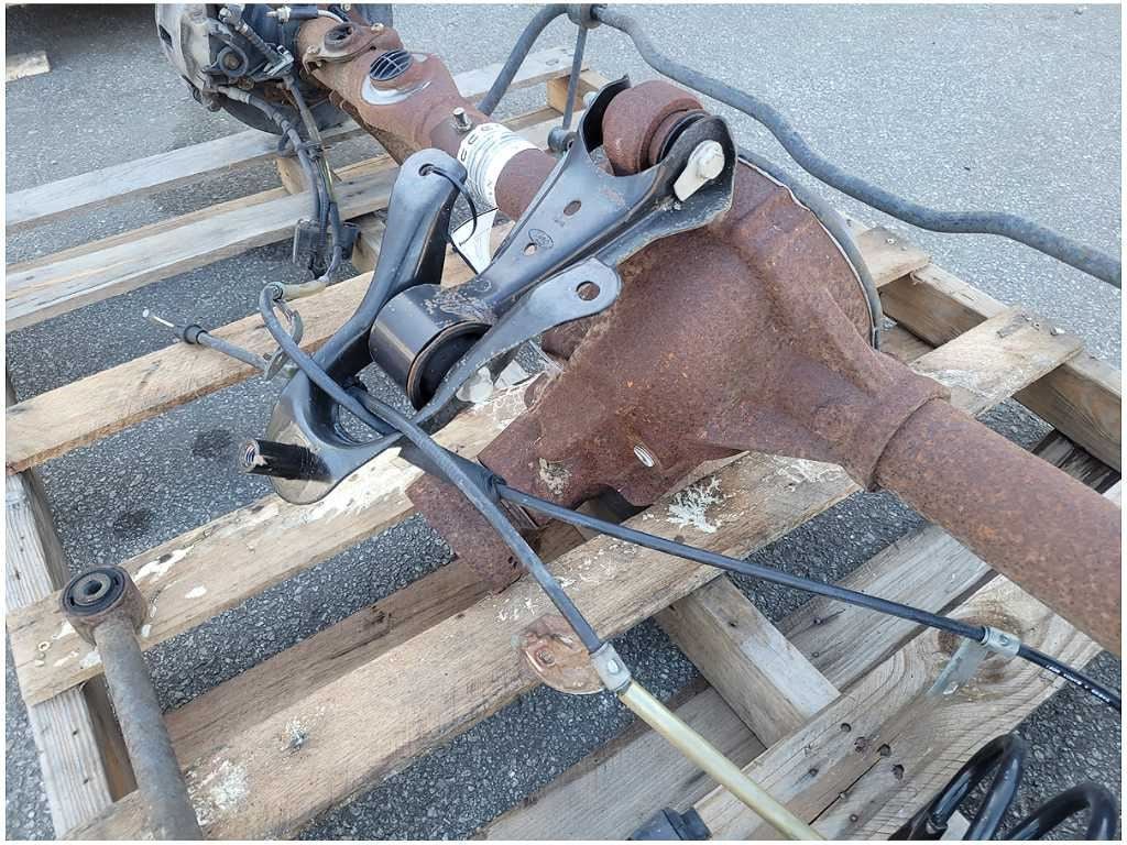 2005 - 2010 Ford Mustang GT 3.31 Rear Axle 8.8" Ring Gear Differential 2759 - The Parts Farm